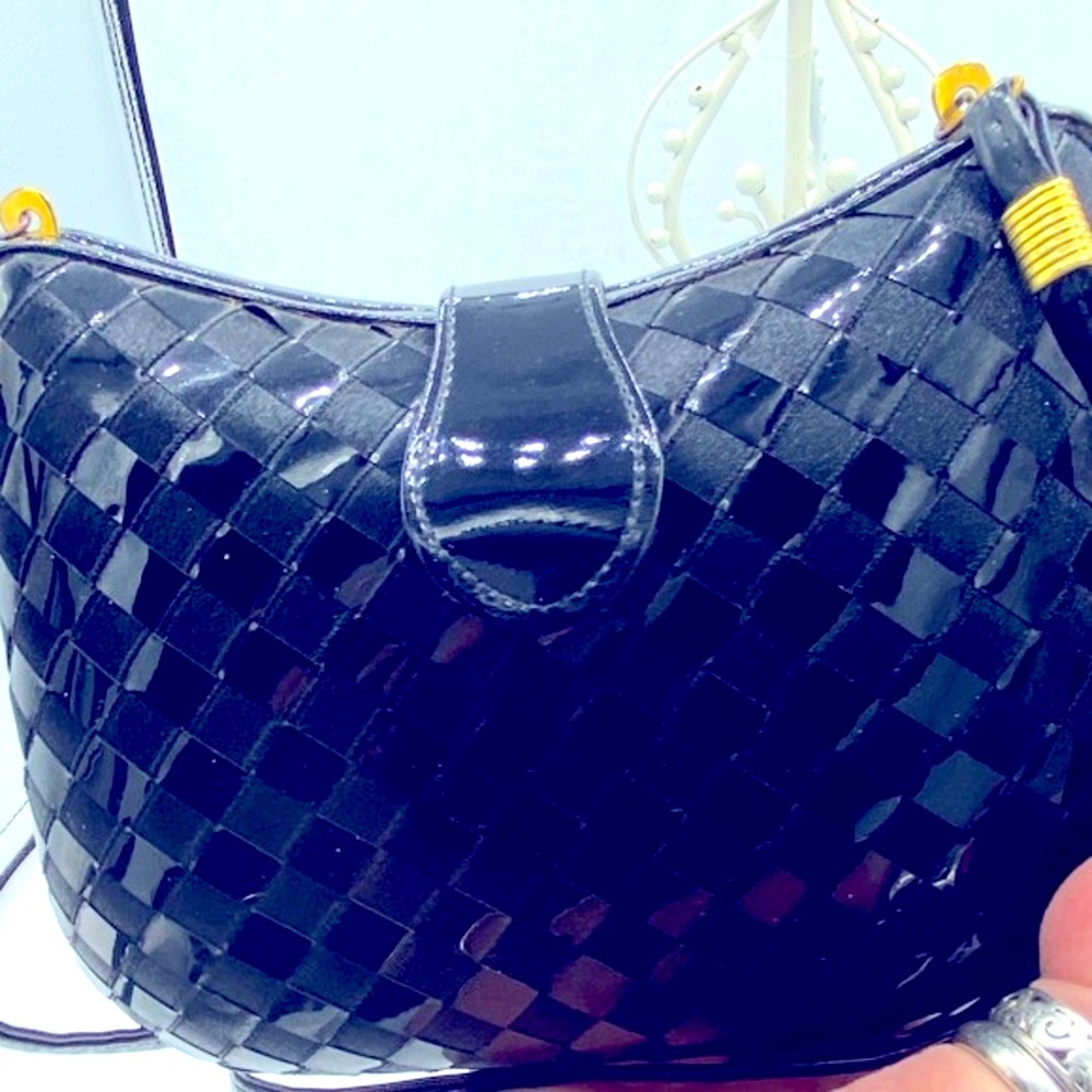 Vintage Small Black Woven Clutch/ Evening Bag Has Snap Closure 7”x6 1/2”x 2” - Picture 4 of 10